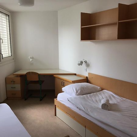 Summer Residence Hostel Ljubljana Dış mekan fotoğraf