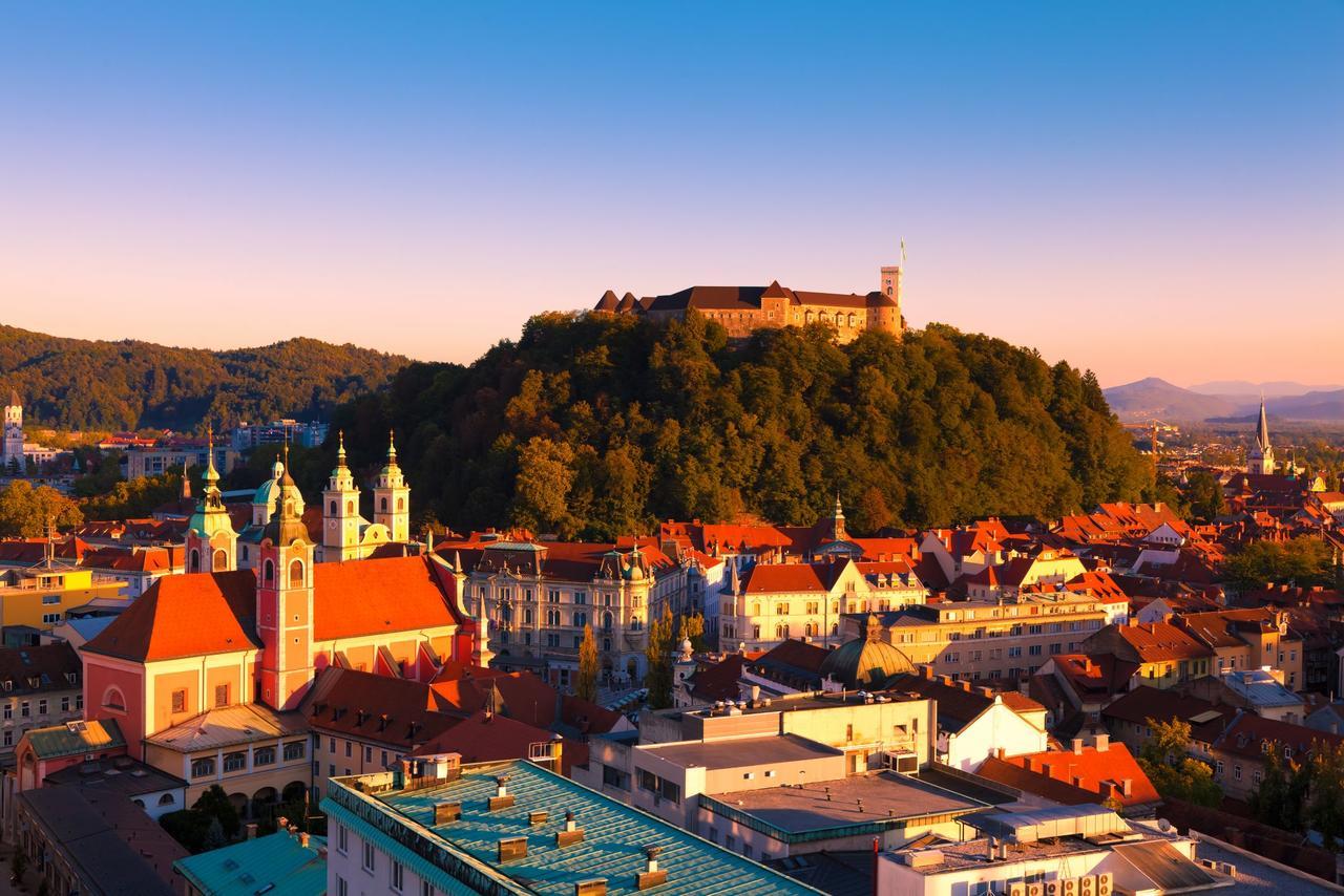 Summer Residence Hostel Ljubljana Dış mekan fotoğraf